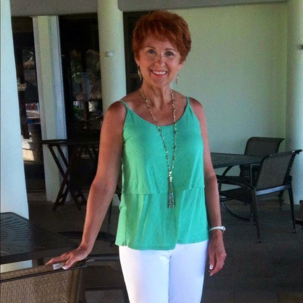 Meet your Posher, Deborah